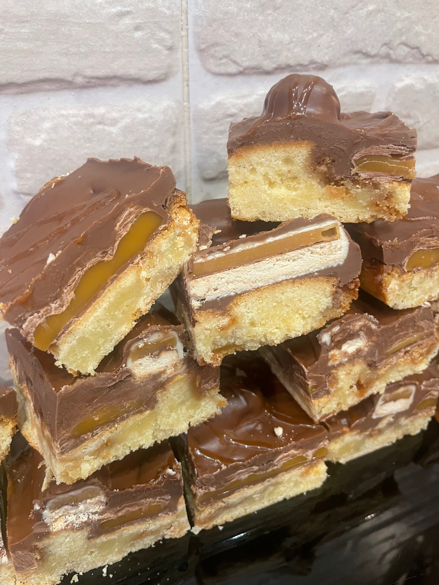 Caramel Biscuit Blondie