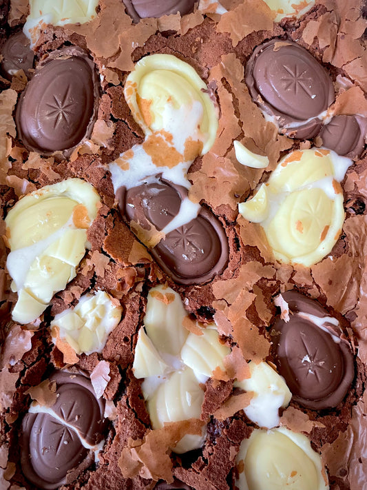 Crème Egg Brownie