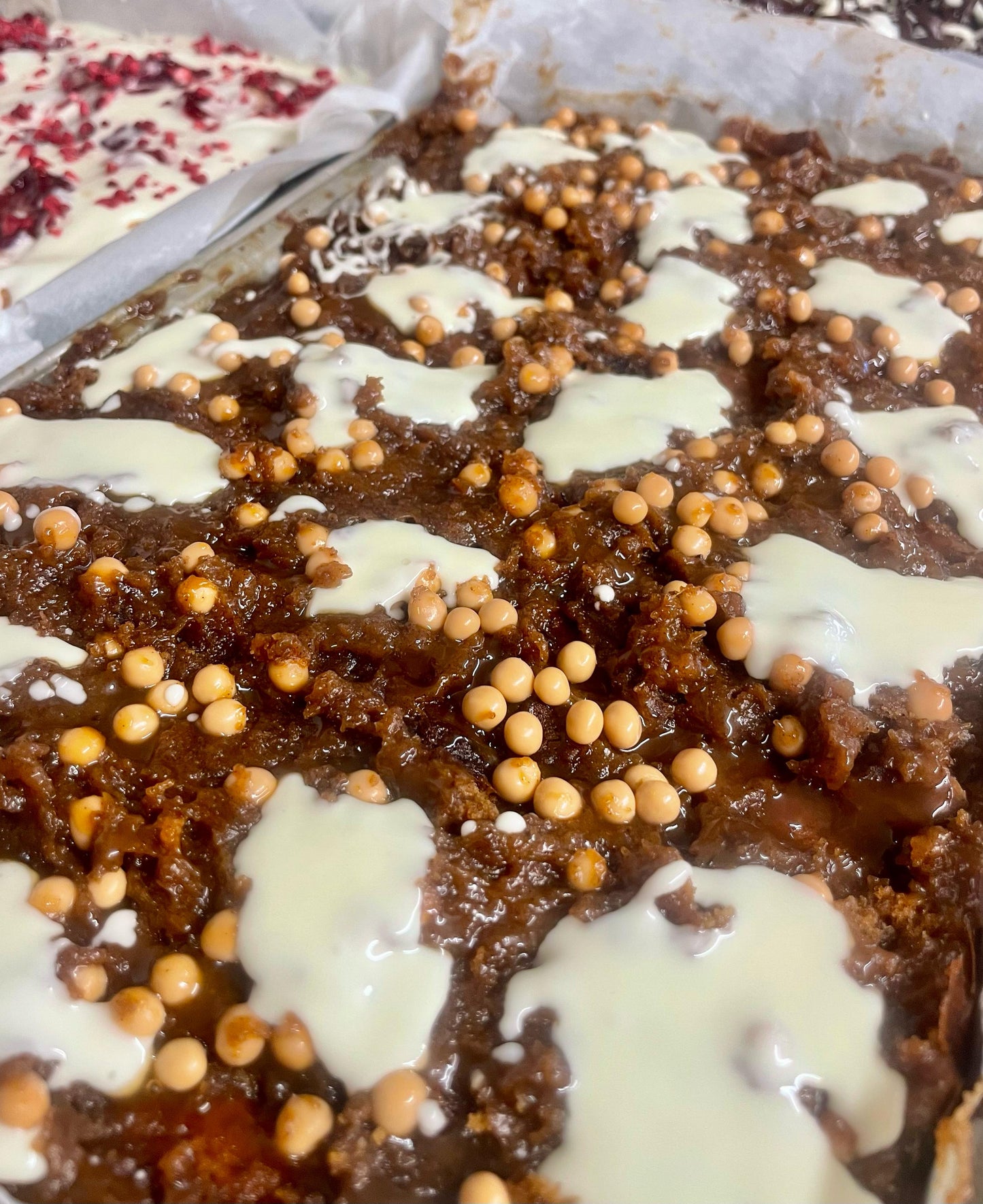 Sticky Toffee Pudding & Ice Cream Blondie